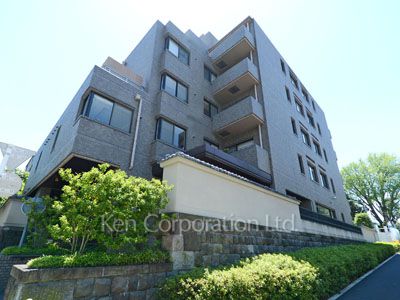 綱町ホームズの写真 外観ひき