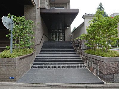 綱町ホームズの写真 外観より