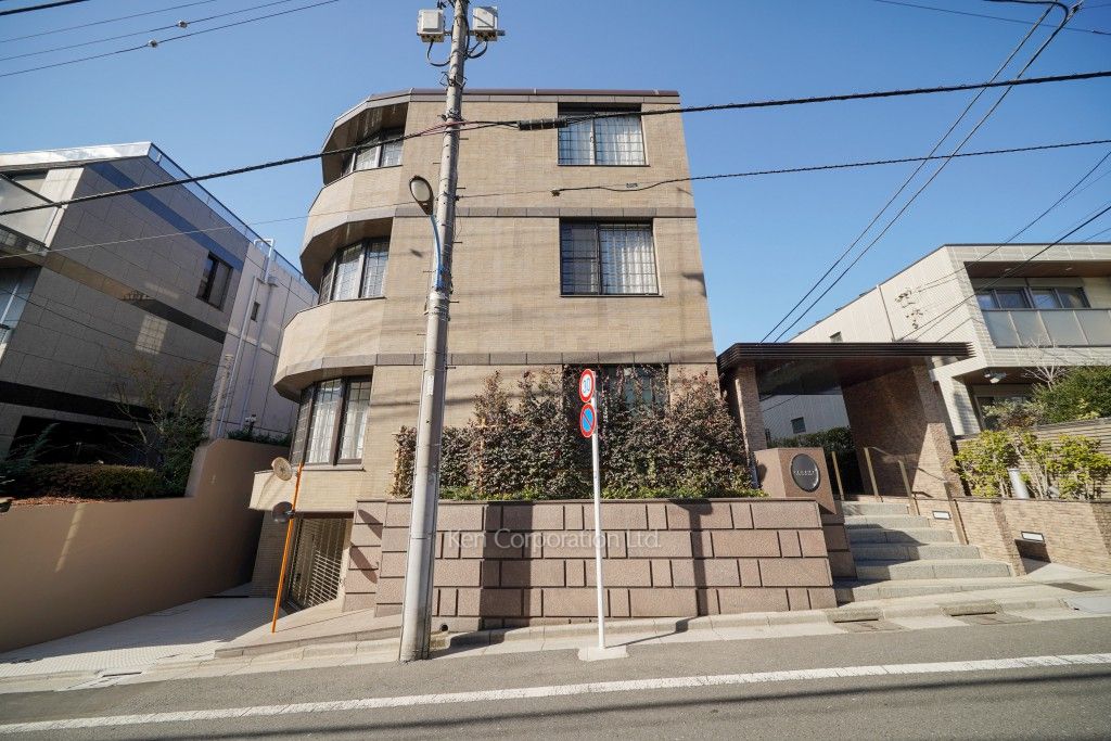 レグナス市ヶ谷払方町の写真 外観ひき