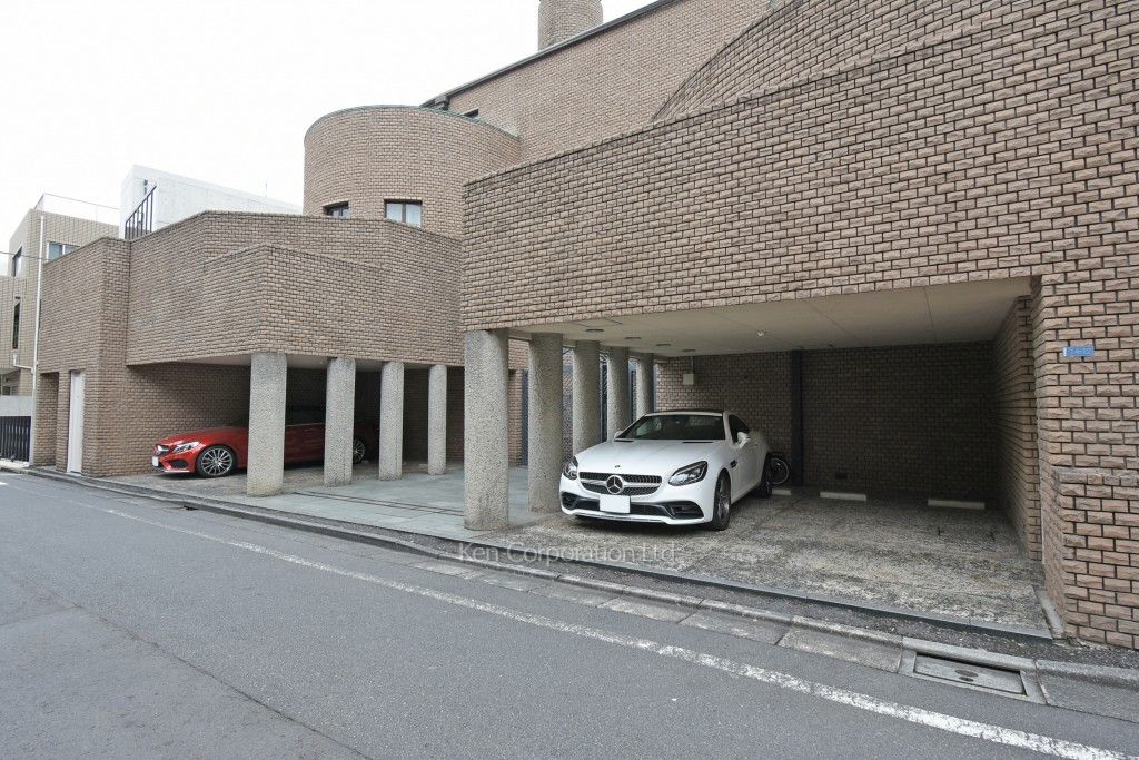 グランフォルム神宮前の写真 駐車場