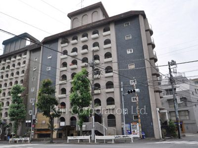 セントラル第2青山の写真 外観ひき