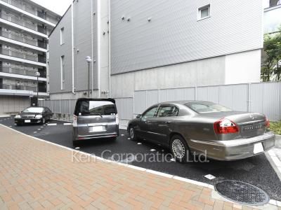 メゾン麻布の写真 駐車場