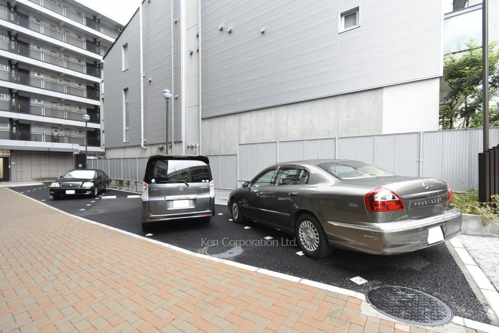 メゾン麻布の写真 駐車場