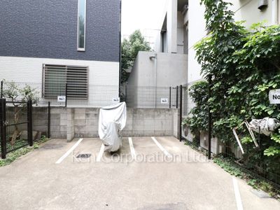 ダイアパレス駒場の写真 バイク置き場