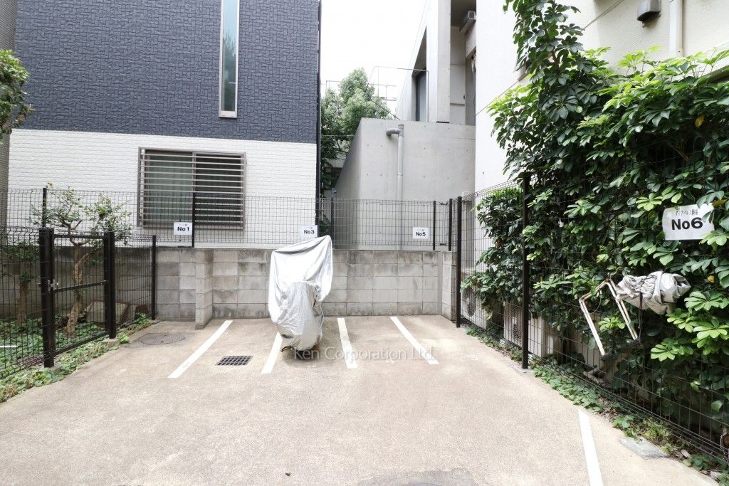 ダイアパレス駒場の写真 バイク置き場