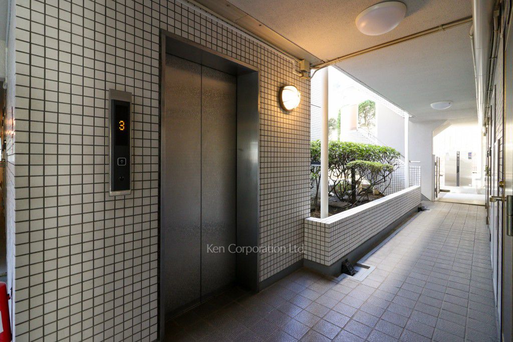 グローリア初穂西早稲田の写真 エントランス