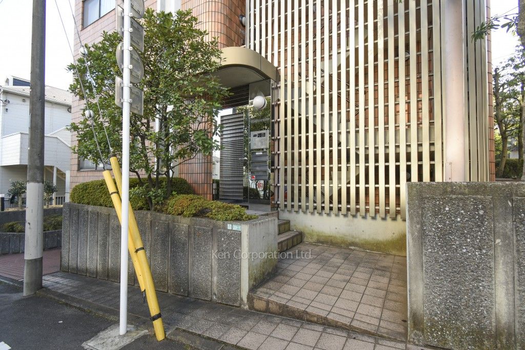  外観より