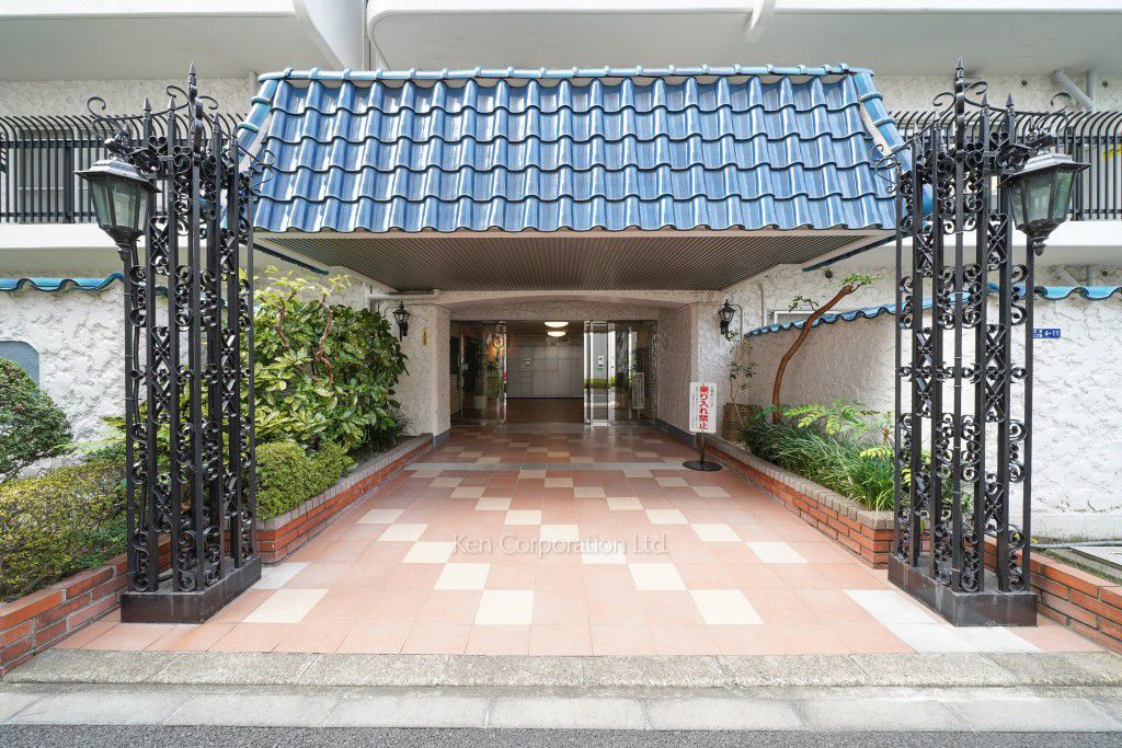 秀和第2田町レジデンスの写真 外観より
