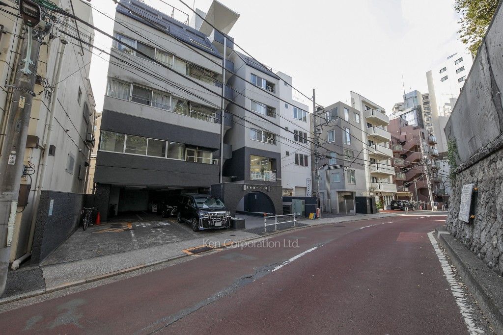 麻布第一コーポの写真 前面道路