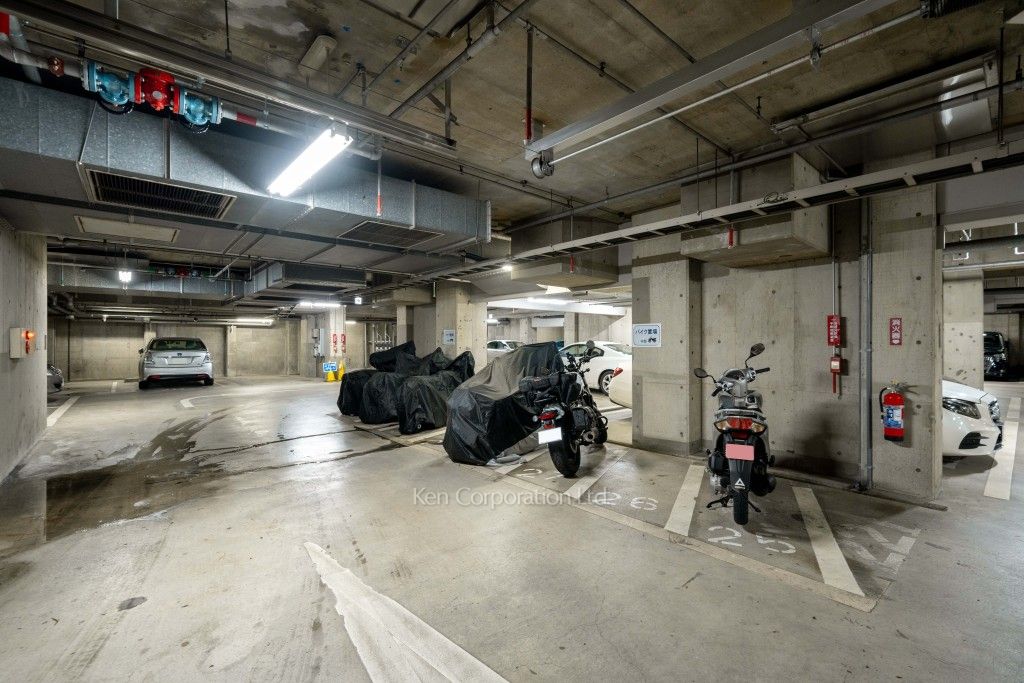  バイク置き場