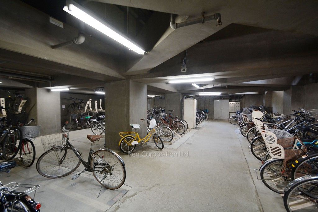 西戸山タワーホームズノースタワーの写真 駐輪場