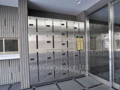 ニューハイツ新神楽坂の写真 宅配ボックス
