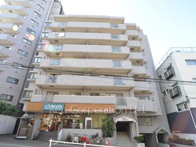 リエール若松町の写真 外観ひき