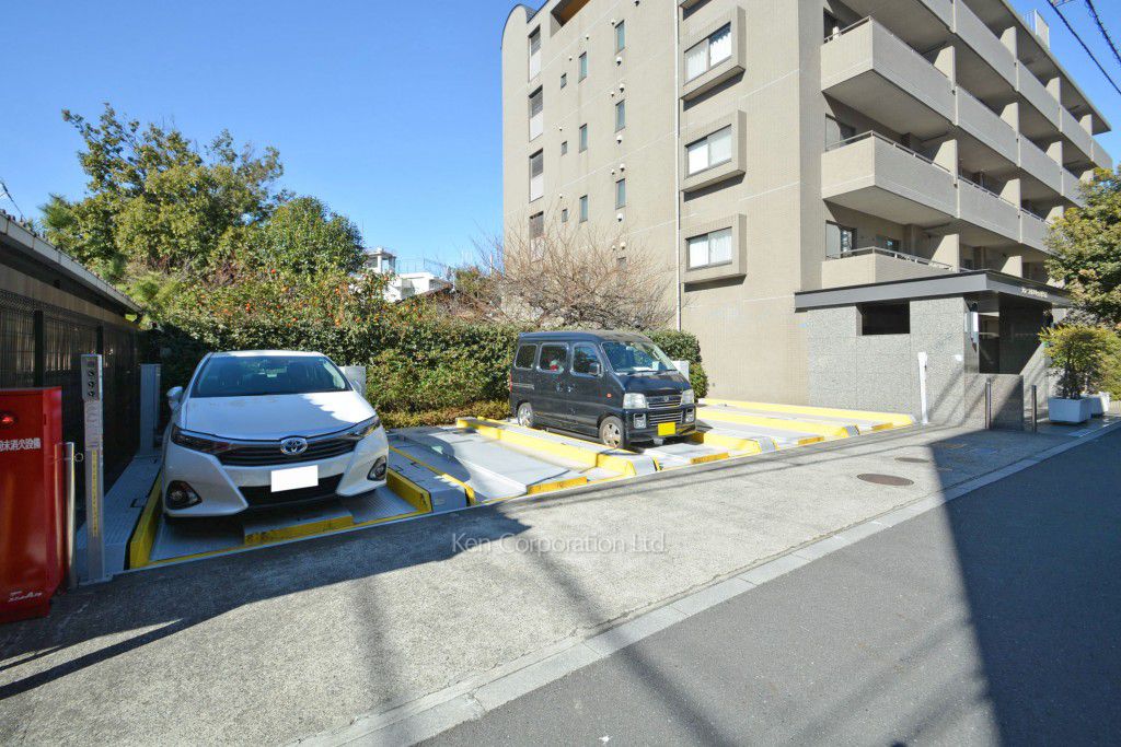 ファーストビレッジ白金台の写真 駐車場