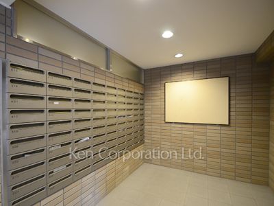 コロネード市ヶ谷の写真 郵便受け