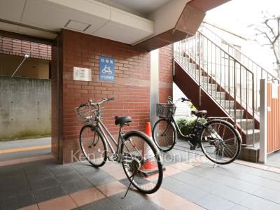 南青山246ビルの写真 駐輪場