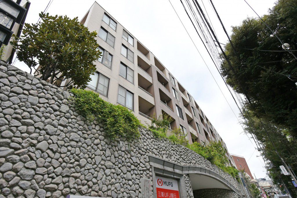 東急ドエルプレステージ参宮橋の写真 外観ひき