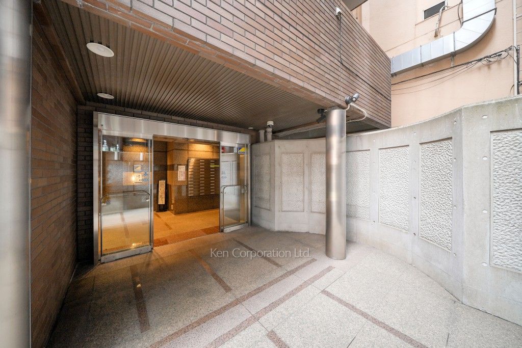 日神パレステージ西麻布の写真 外観より