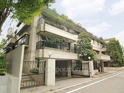 アルティーム原宿の写真 外観ひき