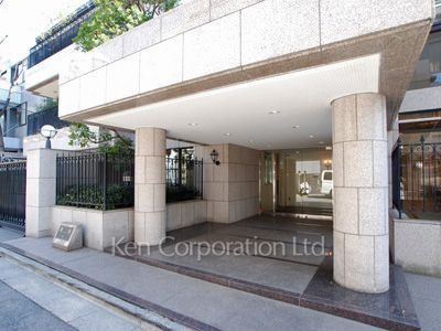 アルティーム原宿の写真 外観より