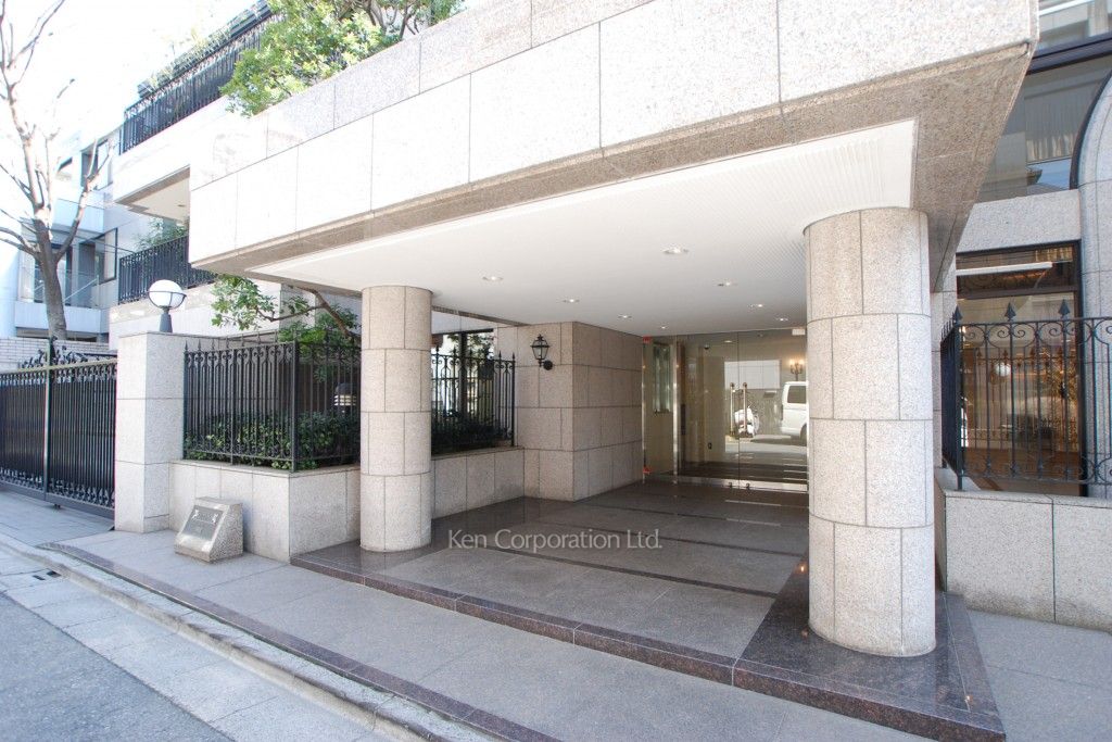 アルティーム原宿の写真 外観より