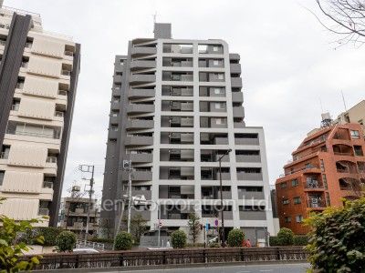 代々木公園パークホームズの写真 外観ひき