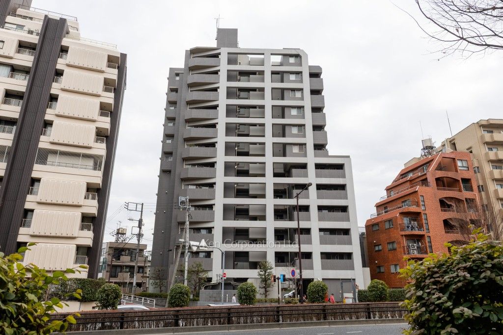 代々木公園パークホームズの写真 外観ひき