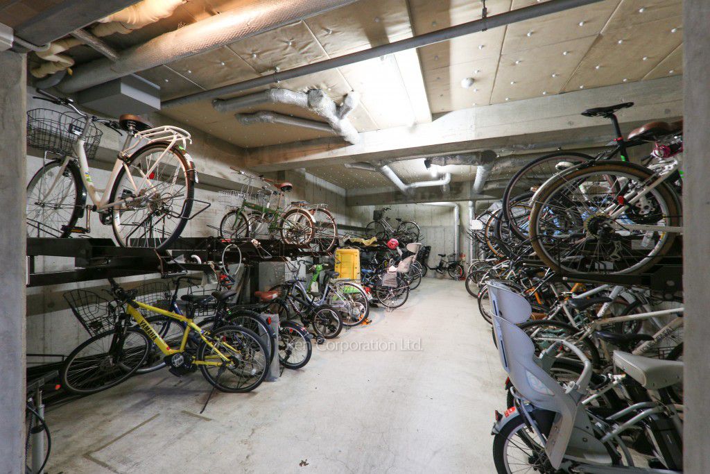  駐輪場