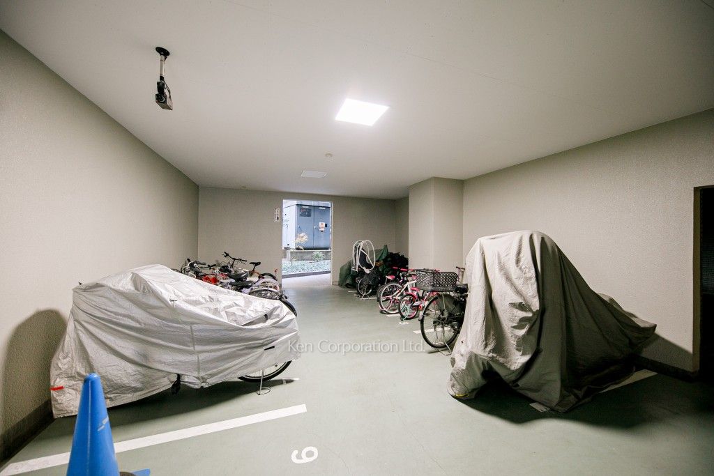  バイク置き場