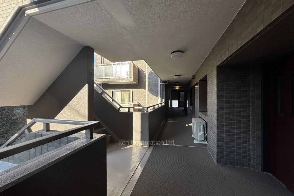 コート市ヶ谷の写真 共用廊下