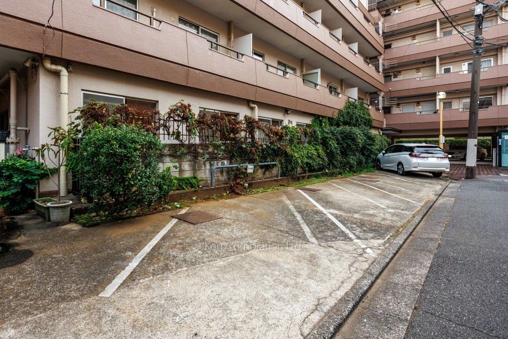 南青山コンドの写真 駐車場