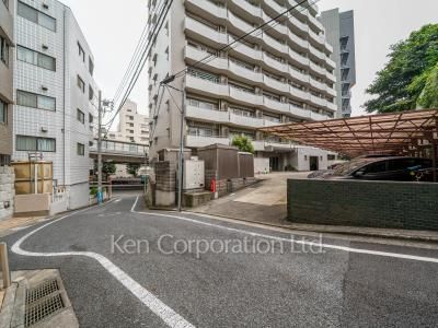 目黒グレースマンションの写真 前面道路