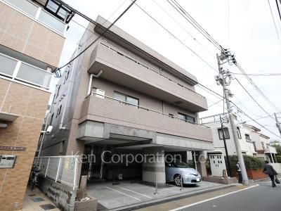 メゾンダジュールの写真 外観ひき