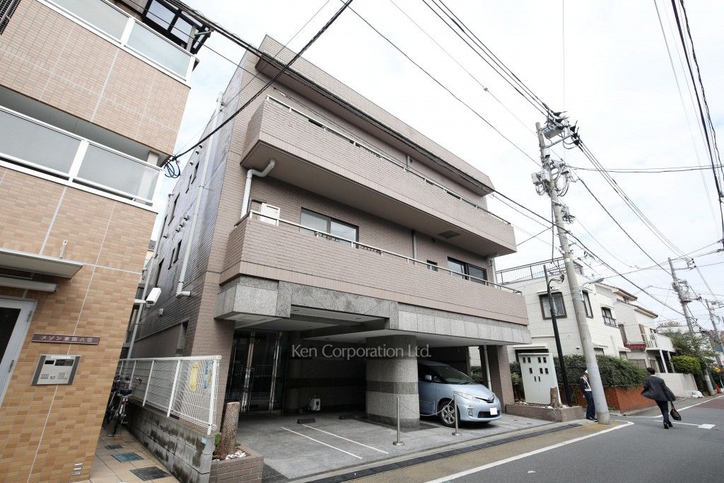 メゾンダジュールの写真 外観ひき