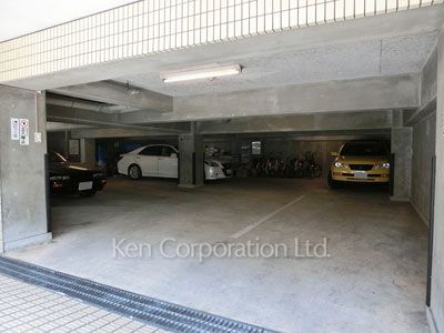 クオーレ柿の木坂の写真 駐車場