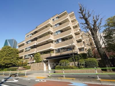 クリスタルコート鳥居坂の写真 外観ひき