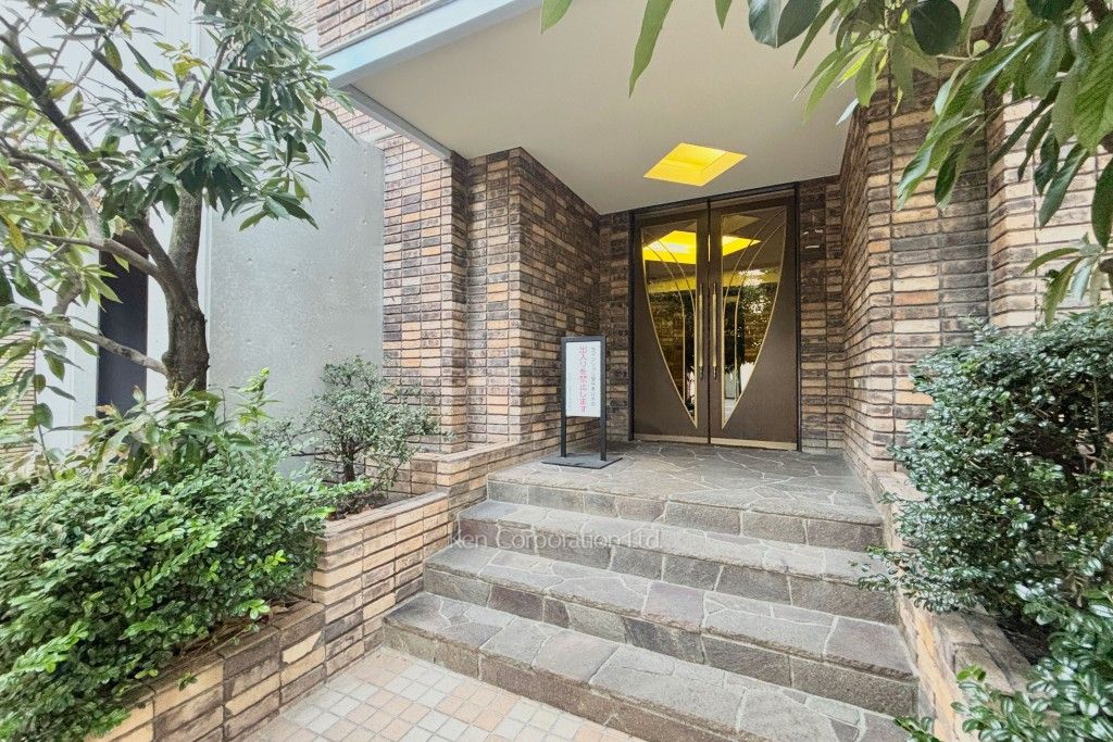 ドルチェ自由が丘の写真 外観ひき