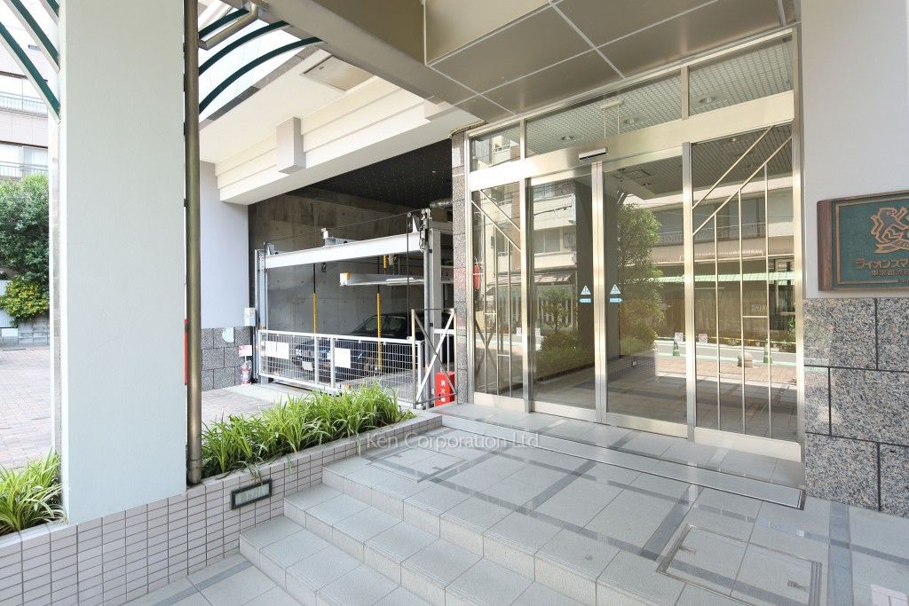 ライオンズマンション渋谷道玄坂の写真 外観より