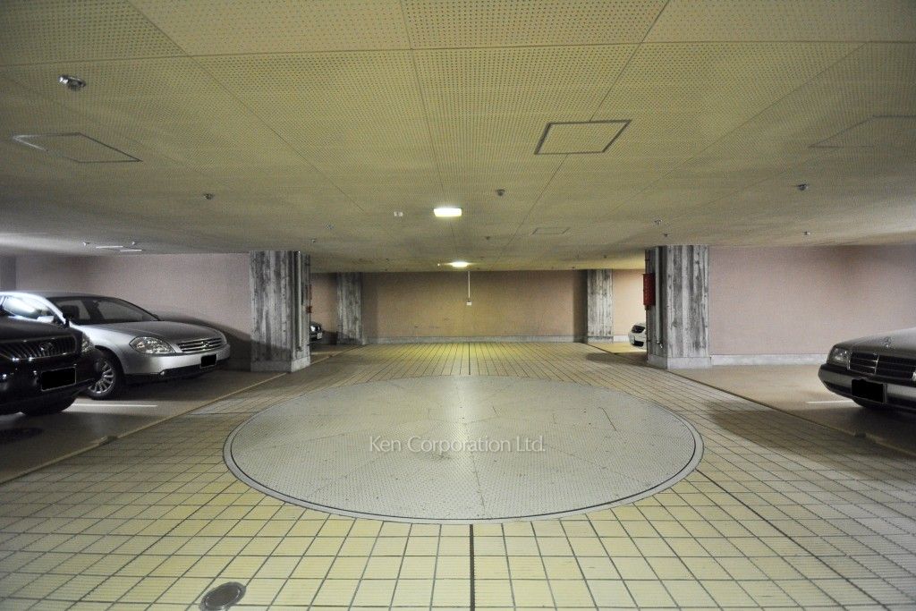 ホーマットカメリアの写真 駐車場