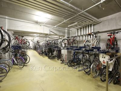 NK青山ホームズの写真 駐輪場