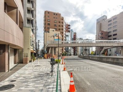 グランドパーク代々木の写真 前面道路
