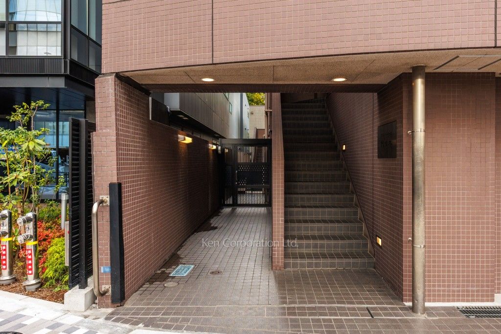 グランドパーク代々木の写真 外観より