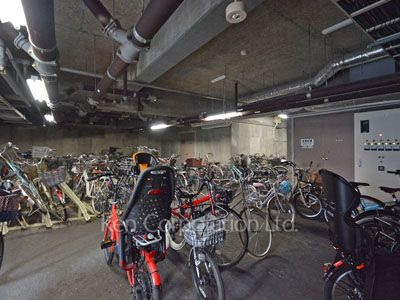  駐輪場