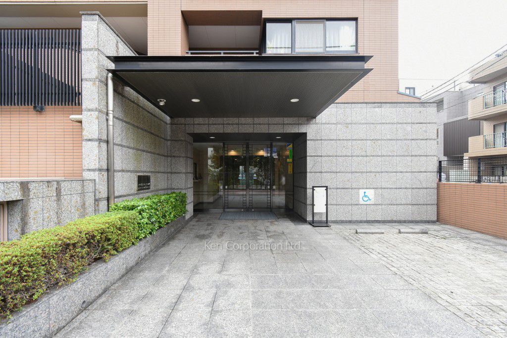コスモ白金シティフォルムの写真 外観より