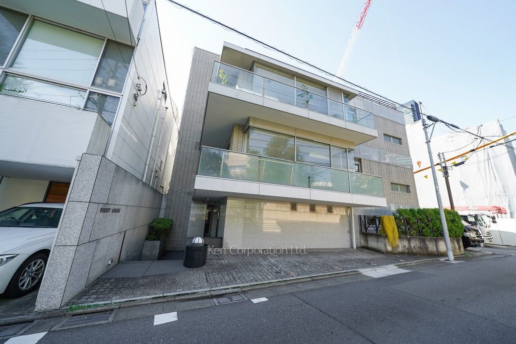 フォーレスト青葉台の写真 外観ひき