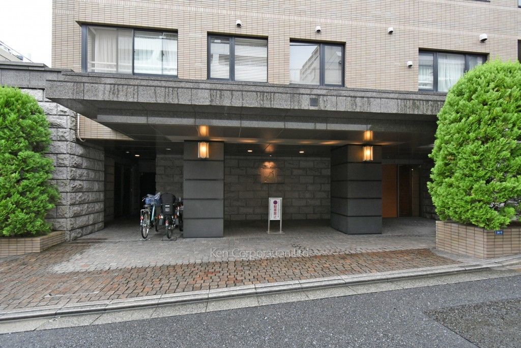 ディアナガーデン神宮前の写真 外観より