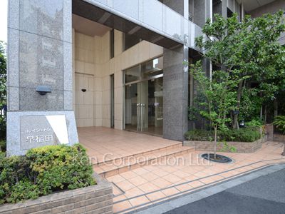 ルイシャトレ早稲田の写真 外観より