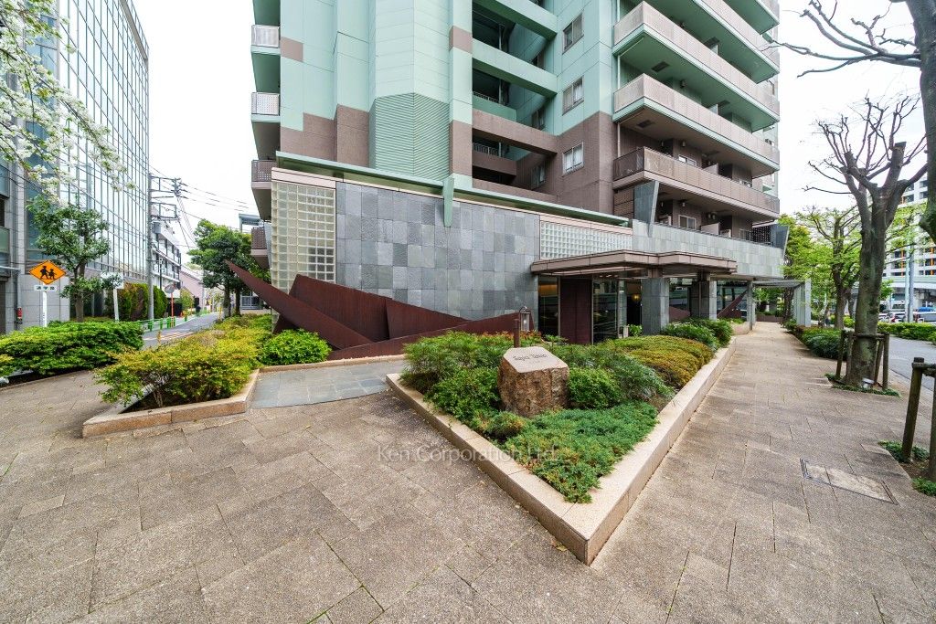 ソプラタワーの写真  外観より