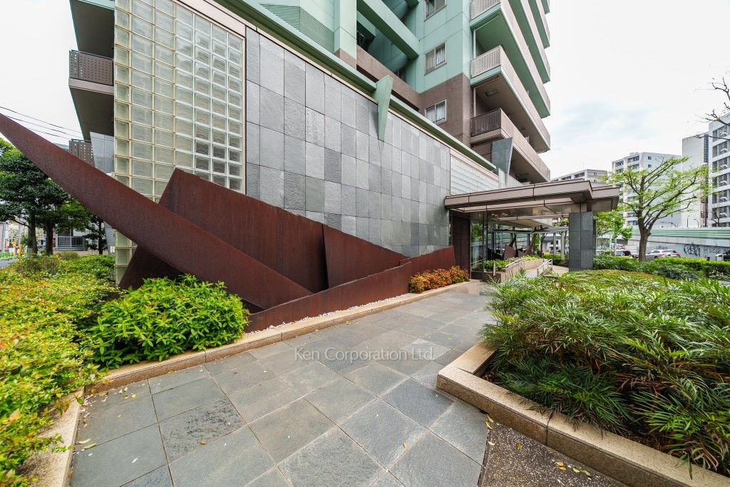 ソプラタワーの写真  外観より