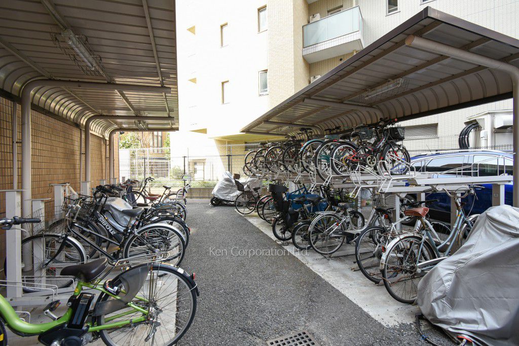 ライオンズプラザ池田山の写真 駐輪場